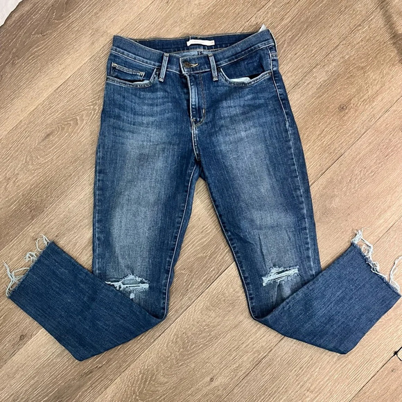 Levi's Denim - Levis Slimming Skinny Jean Frayed Edge Womens Size 28